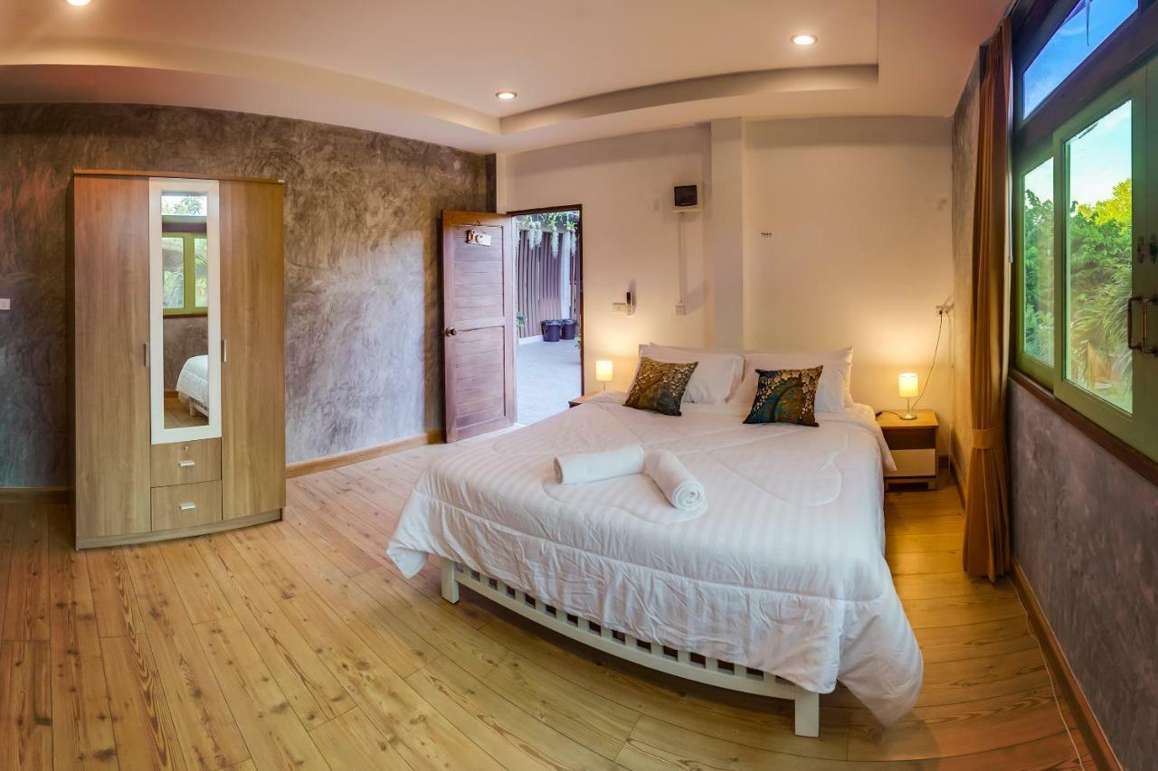 Tonmai Suites Koh Lanta Exterior photo